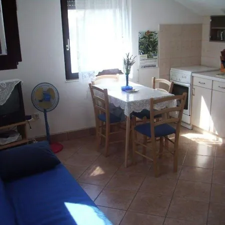 Apartamento Mirjana *